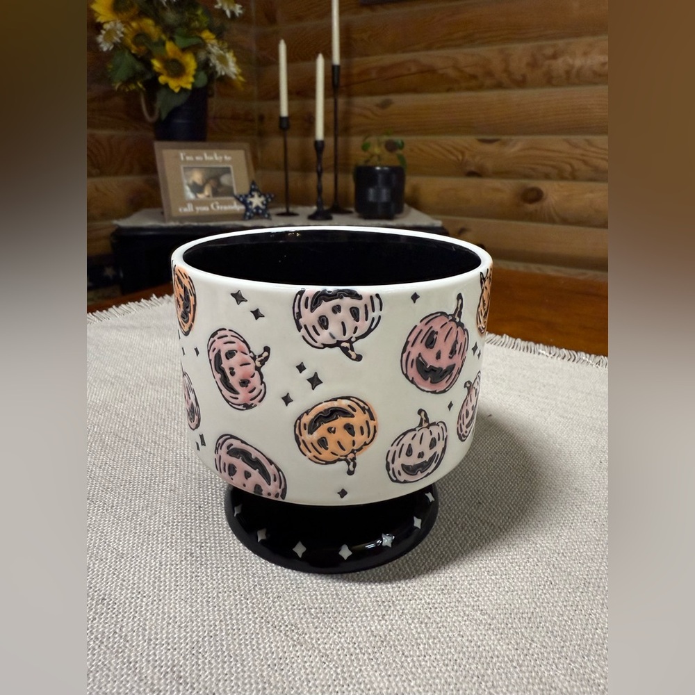 HALLOWEEN PUMPKINS Potter’s Studio BOWL